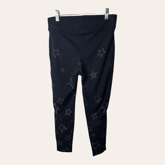 0161W. TORRID STAR LEGGINGS‎ SIZE LARGE BLACK IN COLOR - Picture 5 of 9
